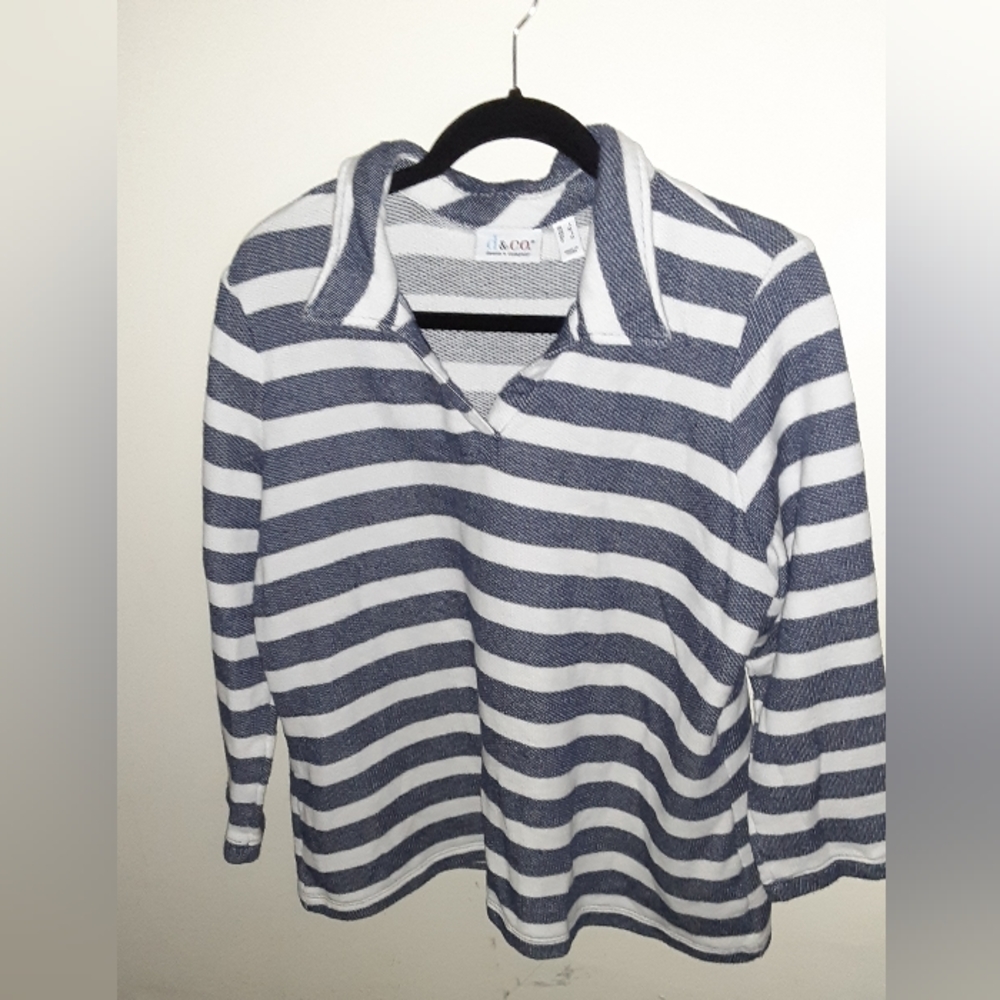 Denim & Company blue and white striped henley. Size L